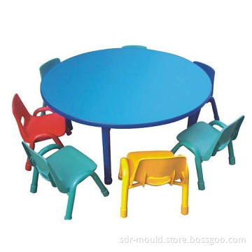 Plastic Injection Table and Chairs for Baby Use